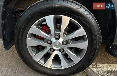 Внедорожник / Кроссовер Toyota Sequoia 2015 в 