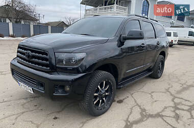 Внедорожник / Кроссовер Toyota Sequoia 2012 в Киеве