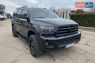 Позашляховик / Кросовер Toyota Sequoia 2012 в Києві