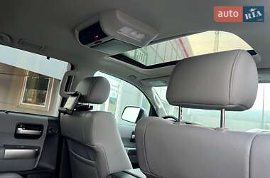 Внедорожник / Кроссовер Toyota Sequoia 2020 в 
