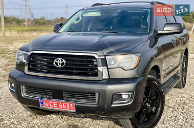 Внедорожник / Кроссовер Toyota Sequoia 2019 в 