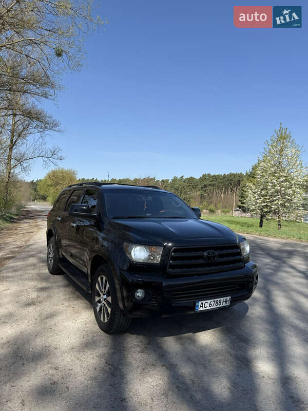 Внедорожник / Кроссовер Toyota Sequoia 2008 в Луцке