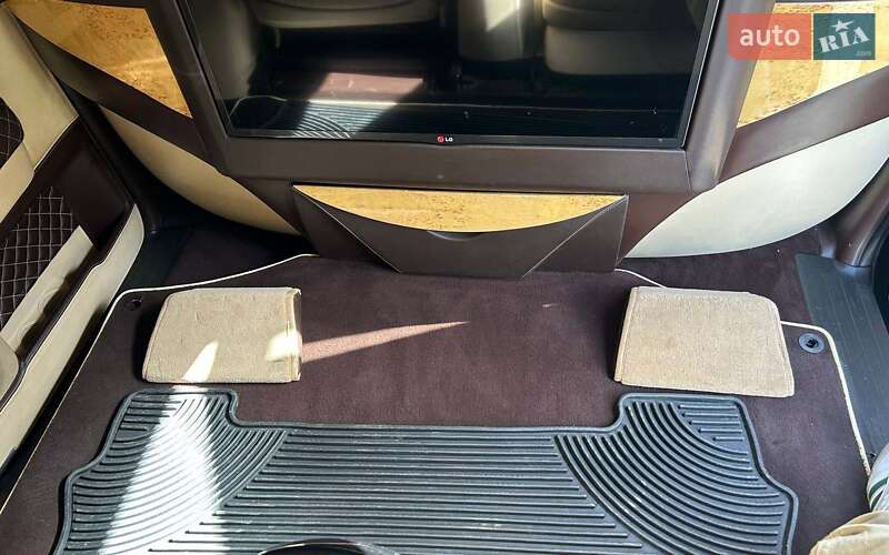 Внедорожник / Кроссовер Toyota Sequoia 2008 в Черновцах