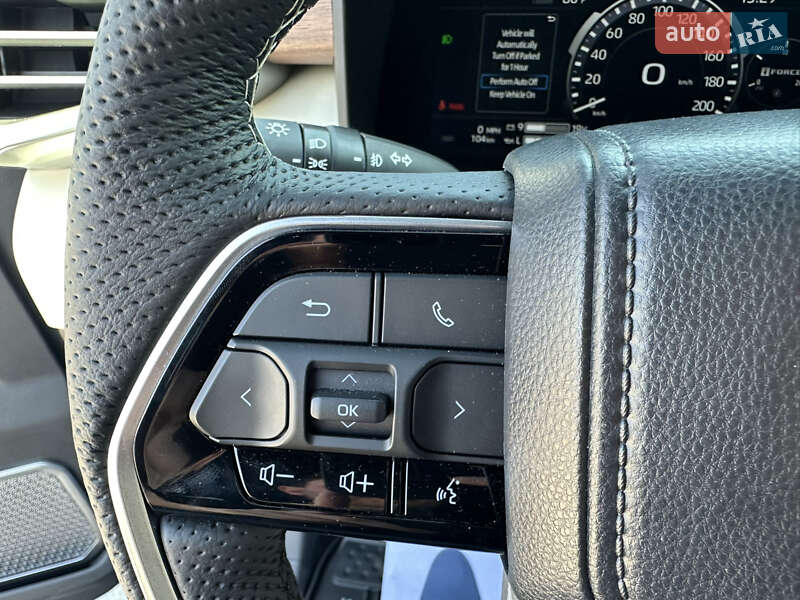 Внедорожник / Кроссовер Toyota Sequoia 2023 в Киеве