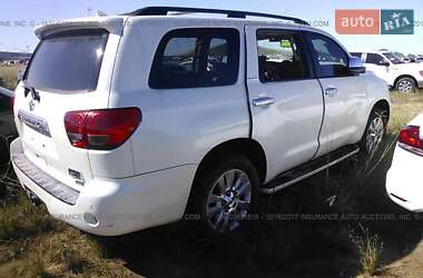 Позашляховик / Кросовер Toyota Sequoia 2013 в 