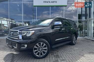 Позашляховик / Кросовер Toyota Sequoia 2018 в Києві