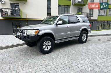 Внедорожник / Кроссовер Toyota Sequoia 2005 в 
