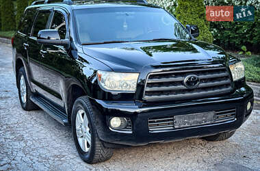 Позашляховик / Кросовер Toyota Sequoia 2008 в 