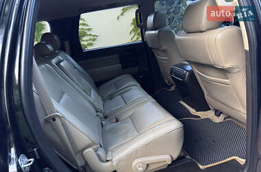 Позашляховик / Кросовер Toyota Sequoia 2008 в 