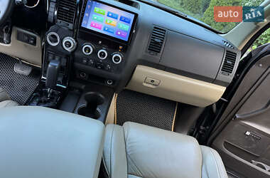 Позашляховик / Кросовер Toyota Sequoia 2008 в 