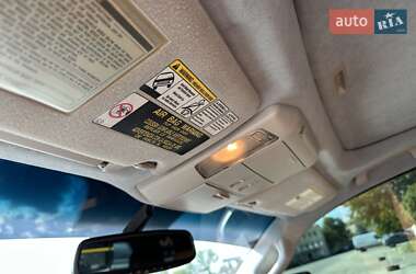 Внедорожник / Кроссовер Toyota Sequoia 2008 в 