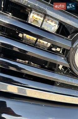 Внедорожник / Кроссовер Toyota Sequoia 2008 в 