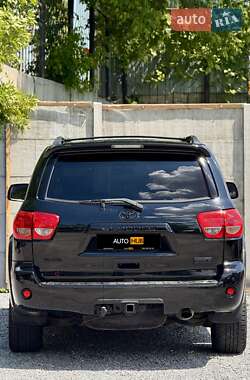 Внедорожник / Кроссовер Toyota Sequoia 2008 в 