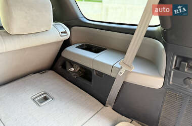 Внедорожник / Кроссовер Toyota Sequoia 2015 в 