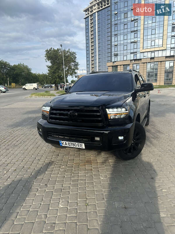 Toyota Sequoia 2008