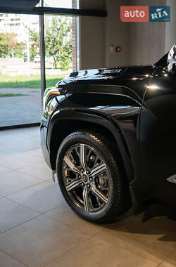 Внедорожник / Кроссовер Toyota Sequoia 2025 в 