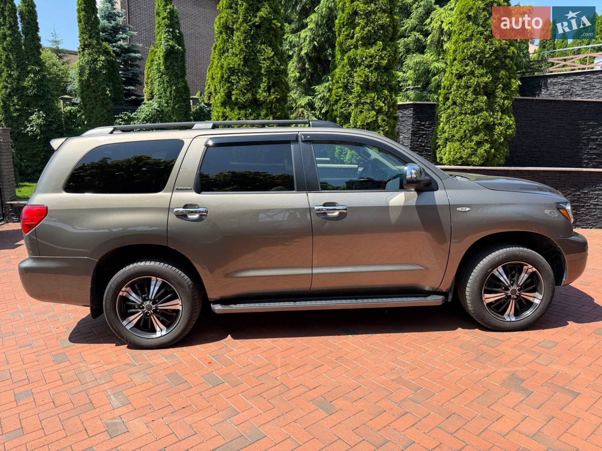 2015 Toyota Sequoia - мініатюра 8