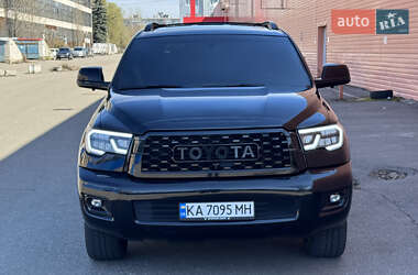 Внедорожник / Кроссовер Toyota Sequoia 2008 в 