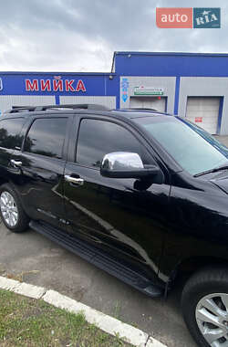 Внедорожник / Кроссовер Toyota Sequoia 2008 в 