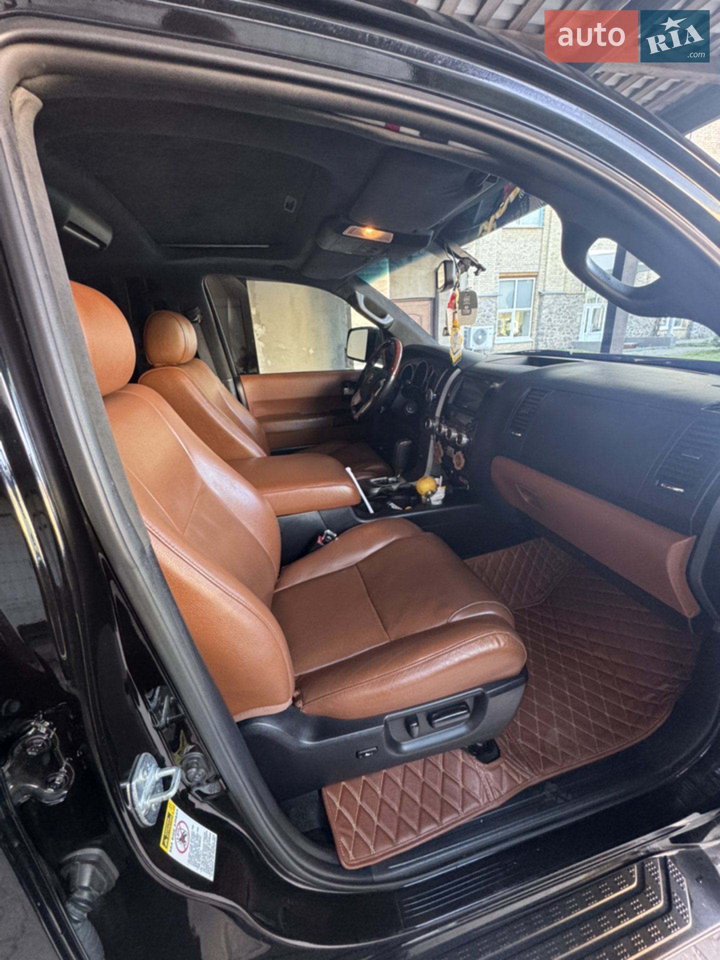 2015 Toyota Sequoia - мініатюра 11