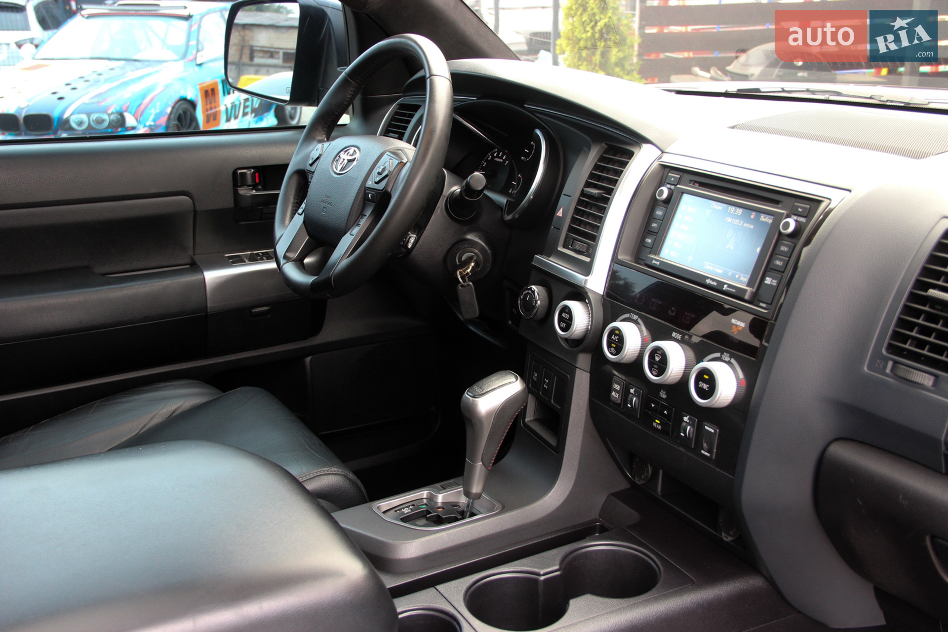 2017 Toyota Sequoia - мініатюра 34