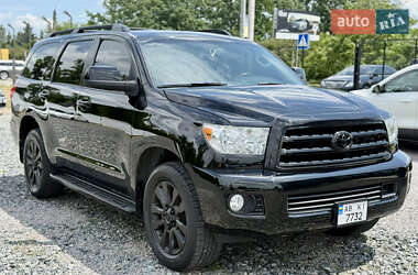 Внедорожник / Кроссовер Toyota Sequoia 2012 в 