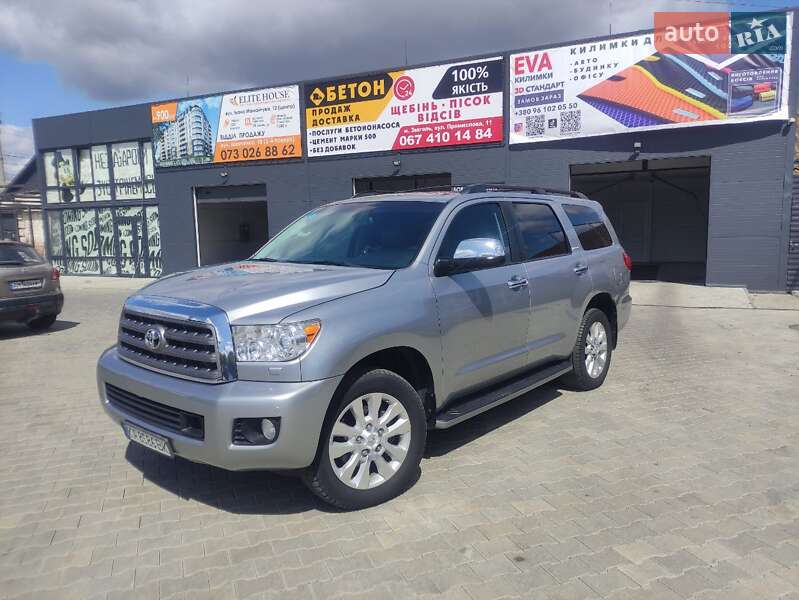 Toyota Sequoia 2015