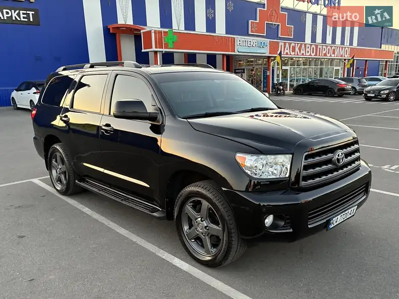 Toyota Sequoia 2014