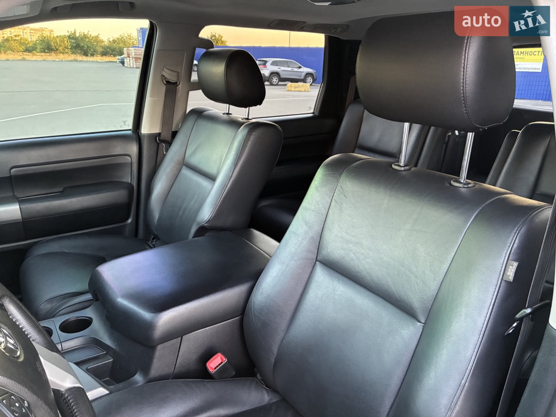 2014 Toyota Sequoia - мініатюра 27