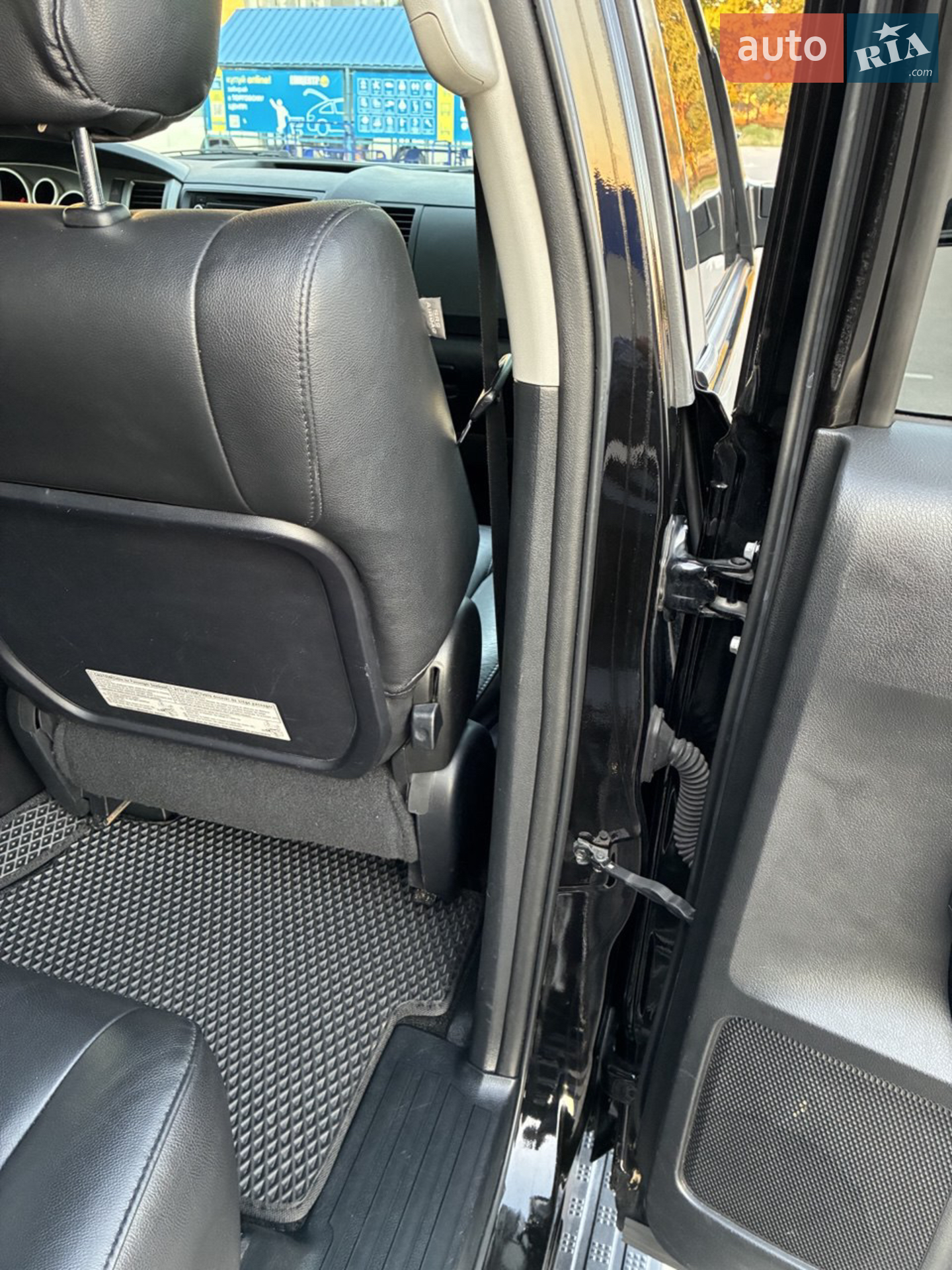 2014 Toyota Sequoia - мініатюра 52