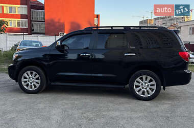 Внедорожник / Кроссовер Toyota Sequoia 2008 в Киеве
