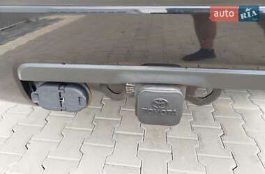 Внедорожник / Кроссовер Toyota Sequoia 2012 в 