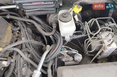 Внедорожник / Кроссовер Toyota Sequoia 2012 в 