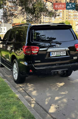 Внедорожник / Кроссовер Toyota Sequoia 2008 в 