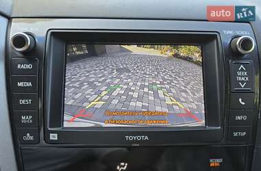 Внедорожник / Кроссовер Toyota Sequoia 2011 в 