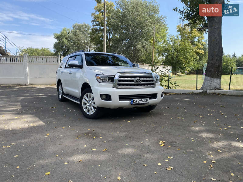 Позашляховик / Кросовер Toyota Sequoia 2008 в 