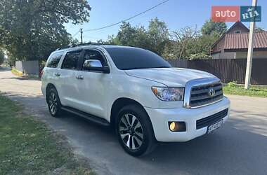 Внедорожник / Кроссовер Toyota Sequoia 2013 в Ивано-Франковске