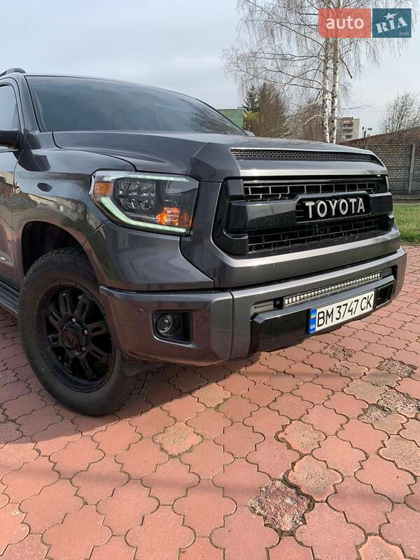 Toyota Sequoia 2012