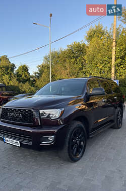 Toyota Sequoia 2013