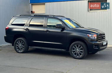 Toyota Sequoia 2010