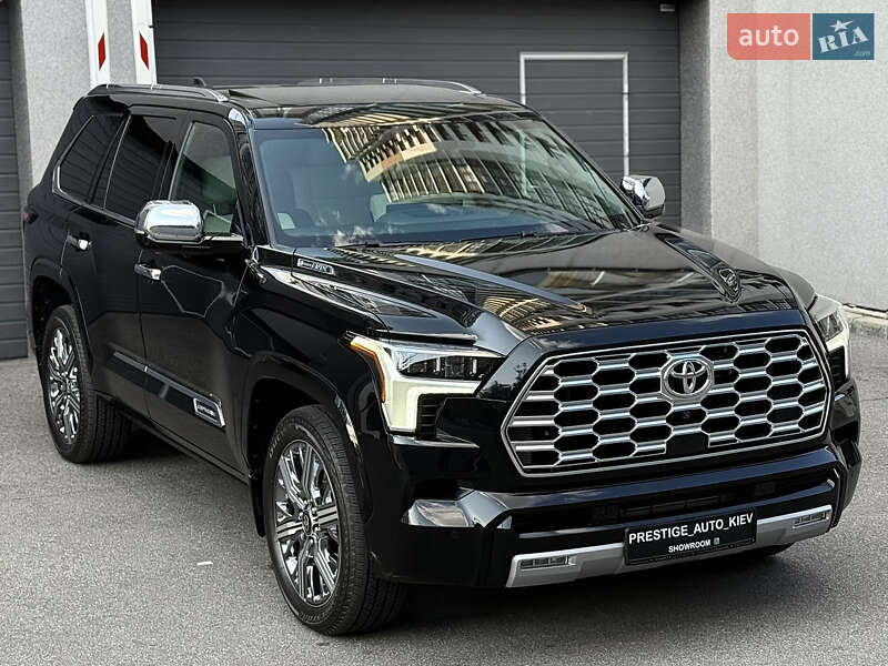Внедорожник / Кроссовер Toyota Sequoia 2025 в Киеве