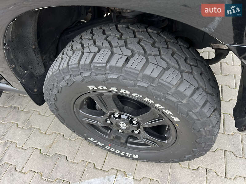 Внедорожник / Кроссовер Toyota Sequoia 2013 в Киеве