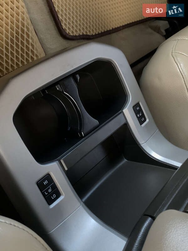 Внедорожник / Кроссовер Toyota Sequoia 2008 в Николаеве фото 16 Внедорожник / Кроссовер Toyota Sequoia 2008 в Николаеве