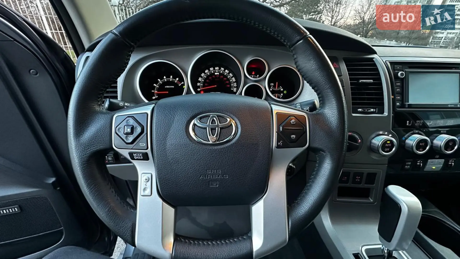 2015 Toyota Sequoia - мініатюра 27