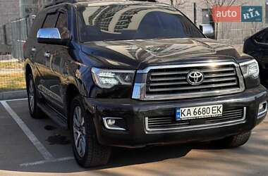 Позашляховик / Кросовер Toyota Sequoia 2017 в Києві