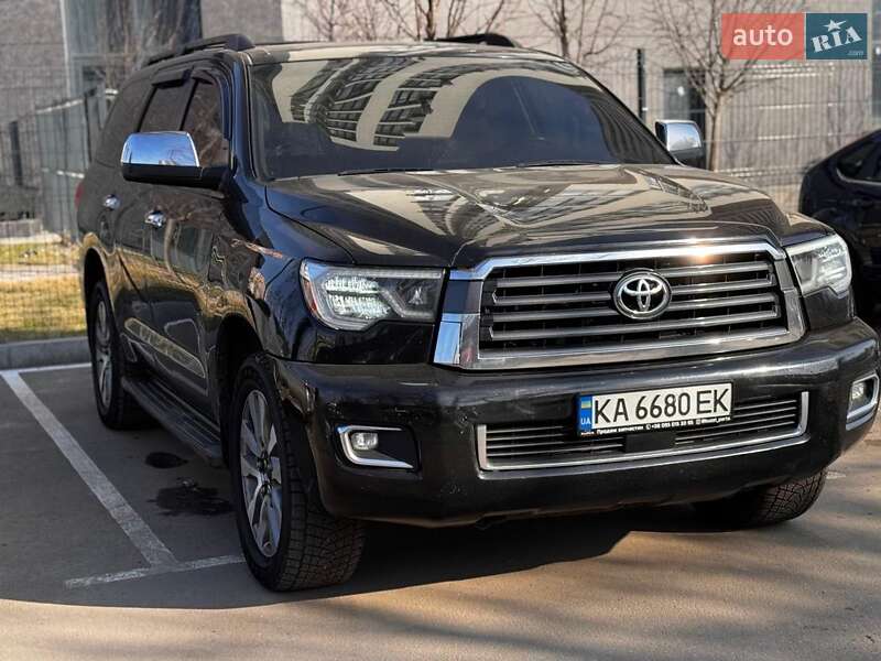 Toyota Sequoia 2017