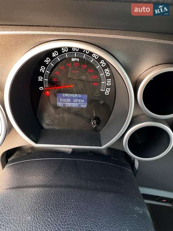 Внедорожник / Кроссовер Toyota Sequoia 2017 в Киеве фото 11 Внедорожник / Кроссовер Toyota Sequoia 2017 в Киеве