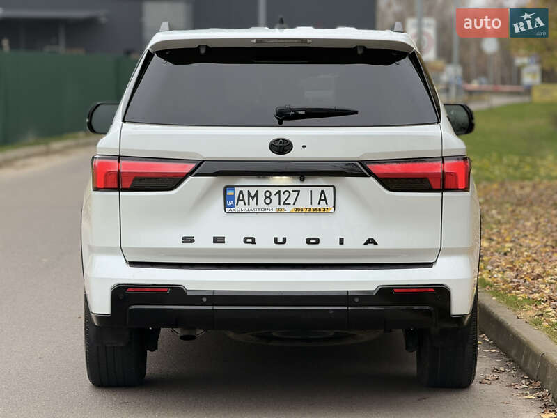 Позашляховик / Кросовер Toyota Sequoia 2023 в Києві
