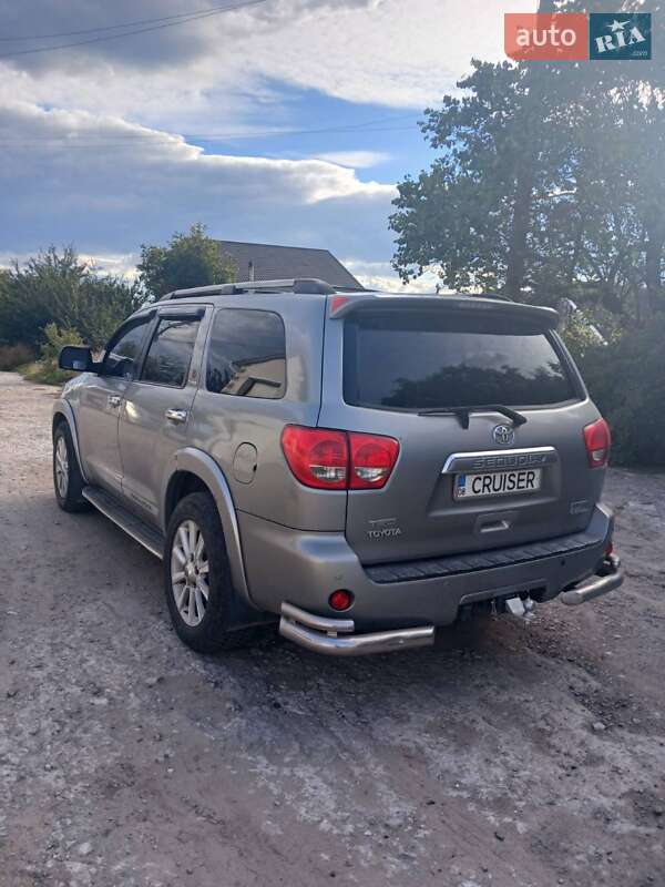 Внедорожник / Кроссовер Toyota Sequoia 2008 в Запорожье фото 3 Внедорожник / Кроссовер Toyota Sequoia 2008 в Запорожье