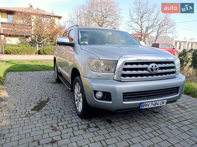 Toyota Sequoia 2008